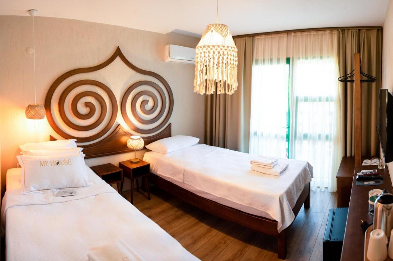 My House Urla Hotel Измир Екстериор снимка