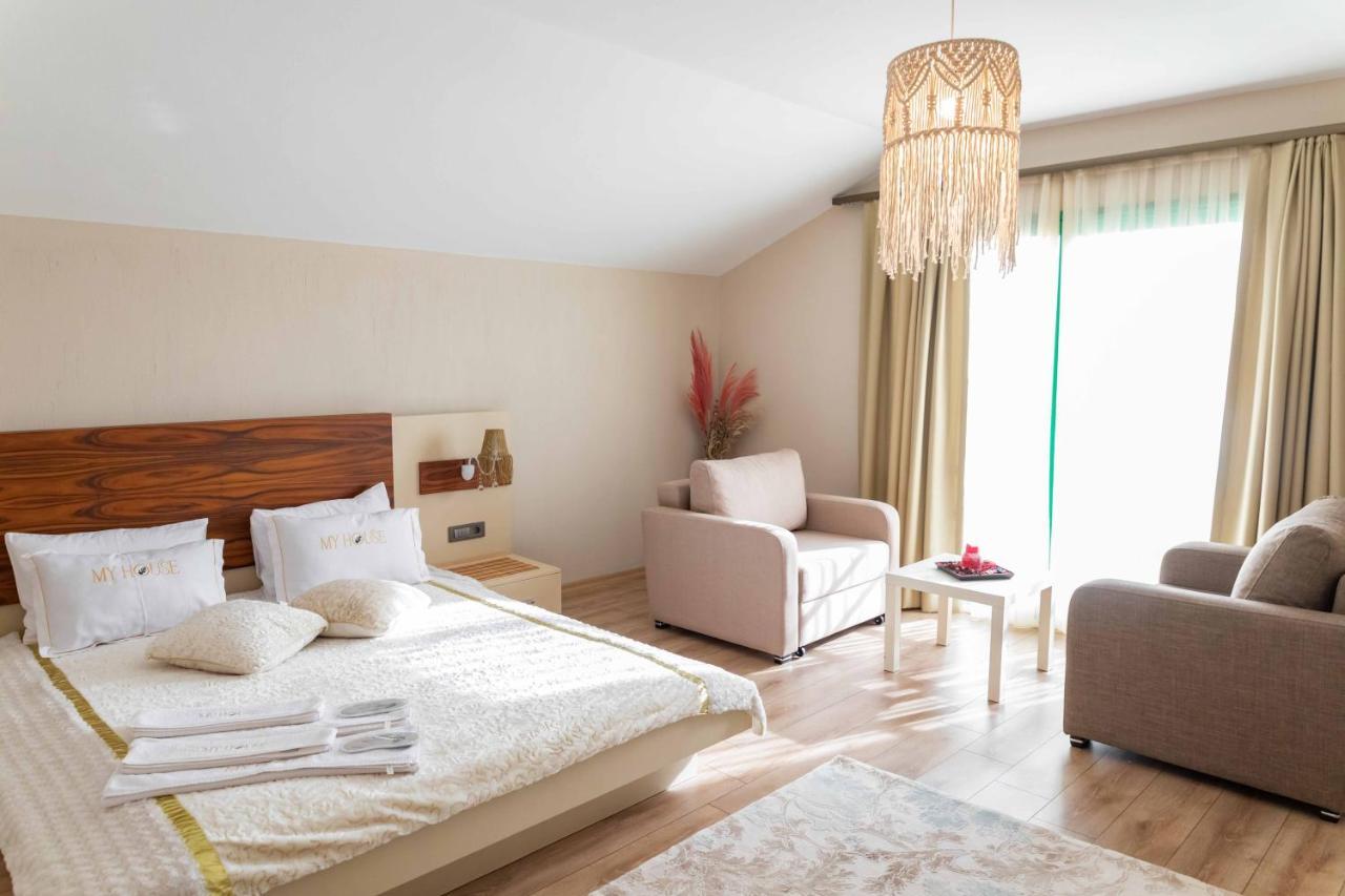 My House Urla Hotel Измир Екстериор снимка