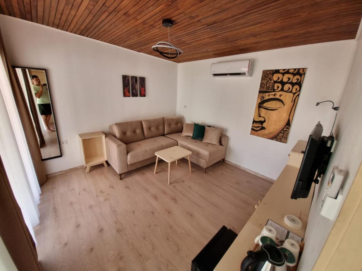 My House Urla Hotel Измир Екстериор снимка